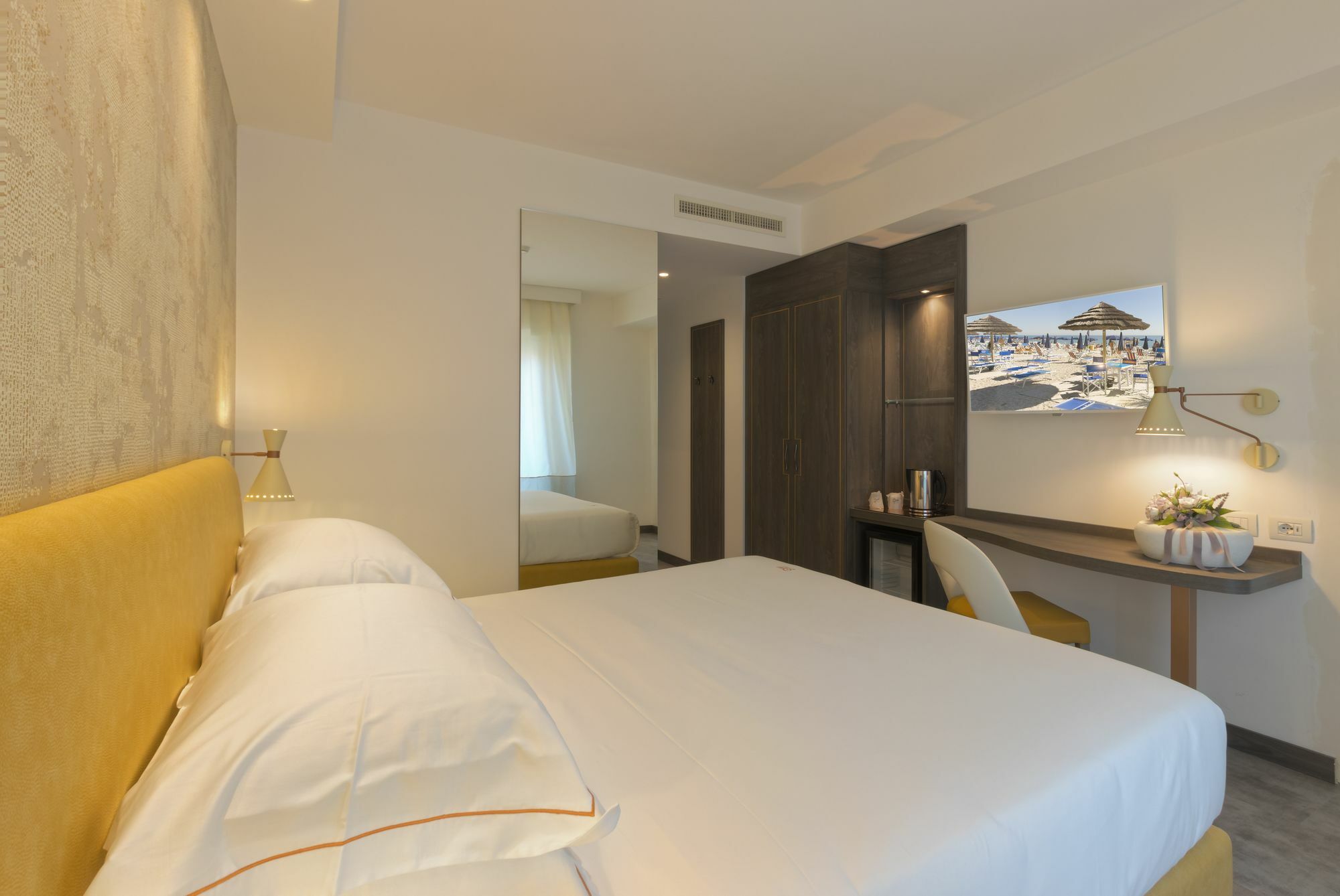 צ'יביטאנובה מארקה Ghibli Hotel מראה חיצוני תמונה